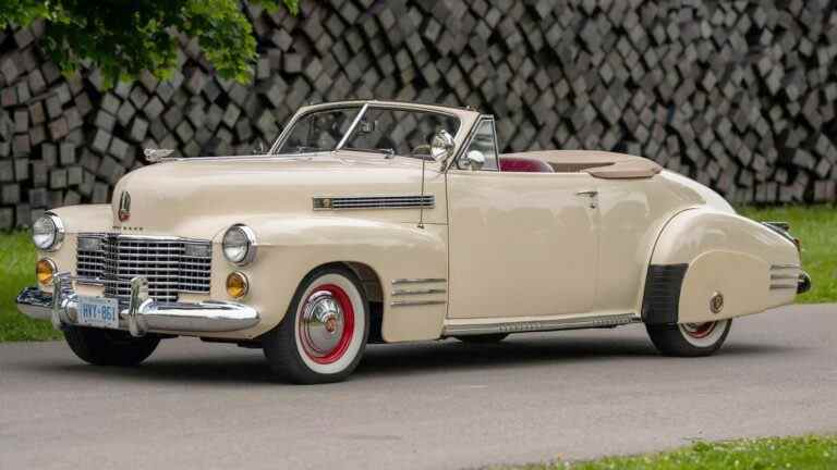 1941 Cadillac Series 62 Cabriolet Rewind Review: se promener dans un classique