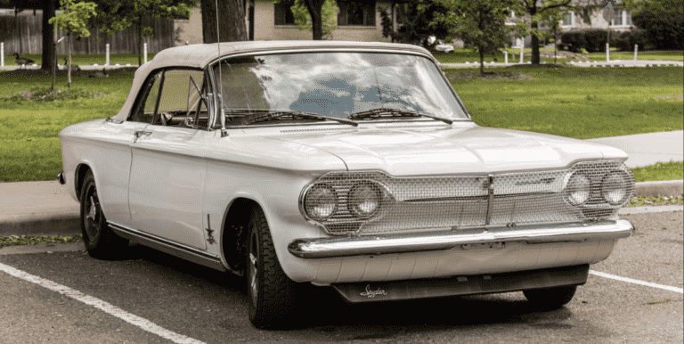 1963 Chevrolet Corvair Monza est notre choix d’enchères Apportez une remorque