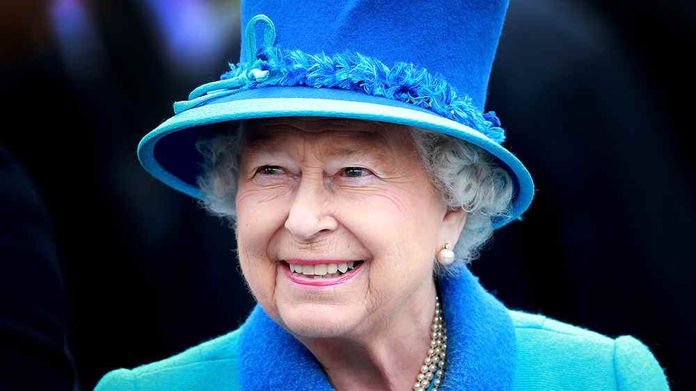 Au Festival du film de Toronto, la mort de la reine Elizabeth II est imminente.
	
	
