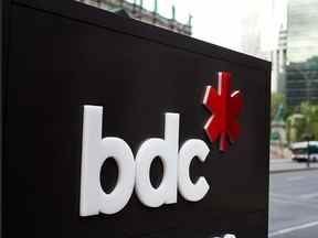 La Banque de développement du Canada (BDC) lance un fonds de capital-risque et un laboratoire de 500 millions de dollars pour soutenir les entreprises canadiennes dirigées par des femmes.