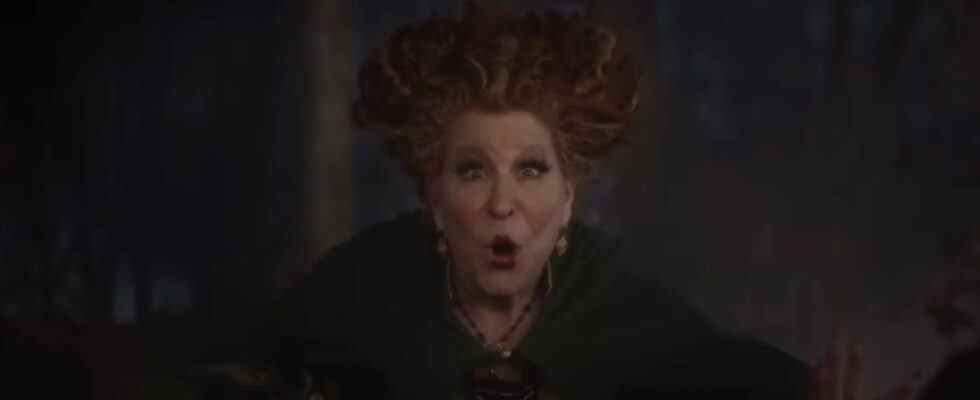 Bette Midler in Hocus Pocus 2