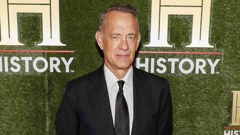 Bill Clinton offre un avertissement urgent lors d'une conversation franche avec Tom Hanks : "La démocratie est fragile en ce moment"
	
	
