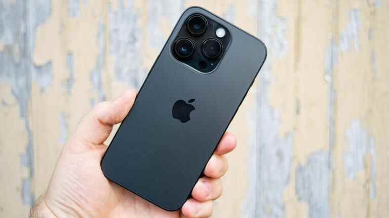 Certains iPhone 14 Pros en proie à un appareil photo cliquetant dans TikTok, Snapchat et Instagram