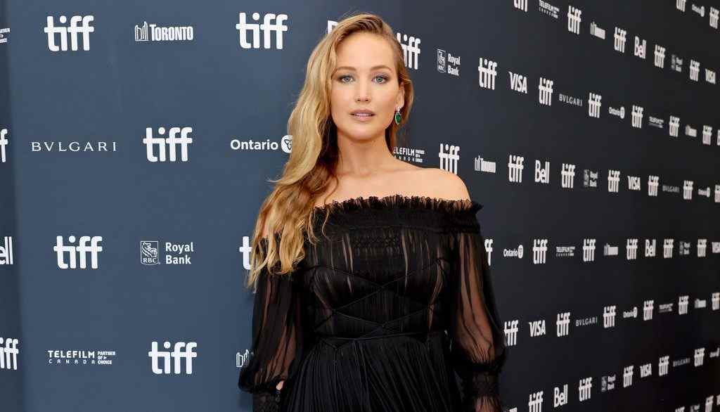 Jennifer Lawrence révèle que quitter la maison à 14 ans a inspiré sa puissante performance dans 