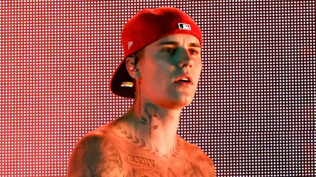 Justin Bieber reporte à nouveau les dates de sa tournée : 