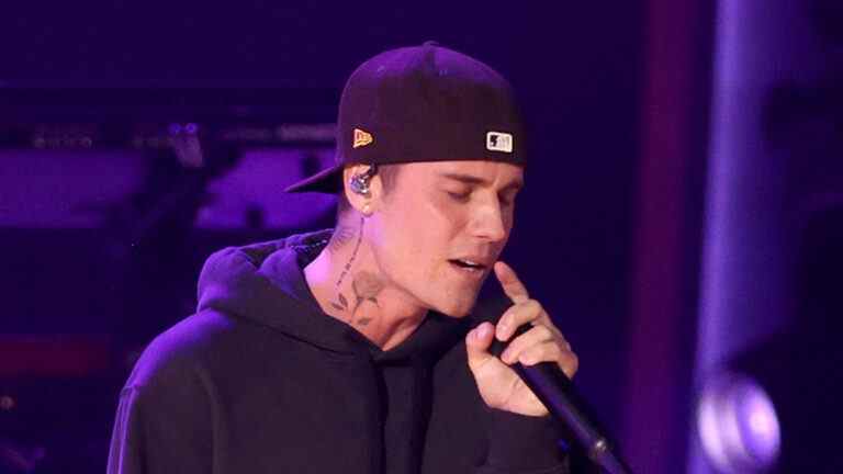 Justin Bieber reporte les dates de la tournée "Justice" restantes
	
	
