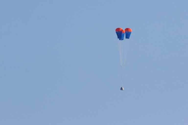 La capsule Blue Origin sans équipage atterrit en toute sécurité après l’échec de la fusée New Shepard