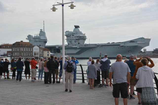 Retour du HMS Prince of Wales à Portsmouth