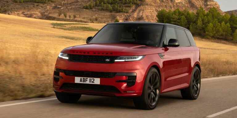 Le Range Rover Sport 2023 se révèle cool sur route ou hors route