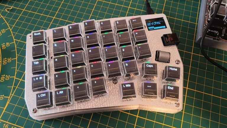 Le clavier Raspberry Pi Pico a des touches OLED