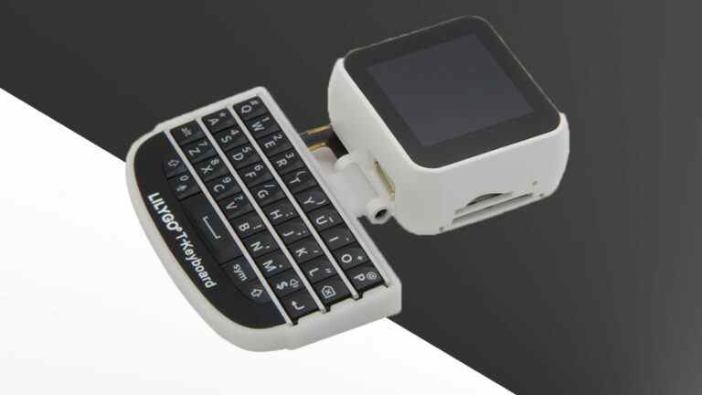 Le petit clavier transforme la montre intelligente en ordinateur de bureau