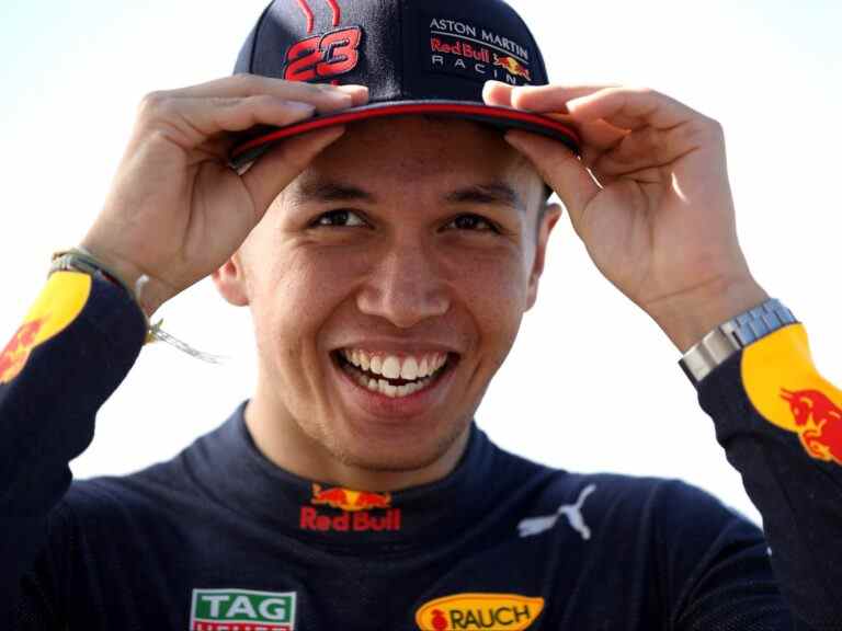 Le pilote de F1 Alex Albon a souffert d’une « insuffisance respiratoire » après une opération