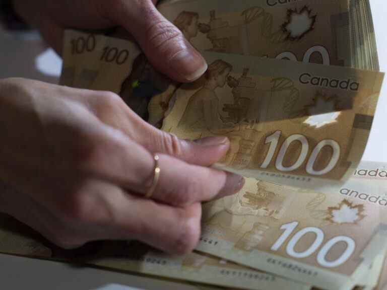 Le taux d’inflation du Canada ralentit en août, mais les prix des épiceries continuent de grimper