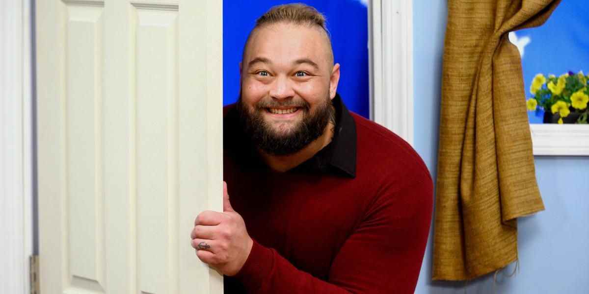 Les taquineries de White Rabbit de la WWE mènent-elles au retour de Bray Wyatt?

