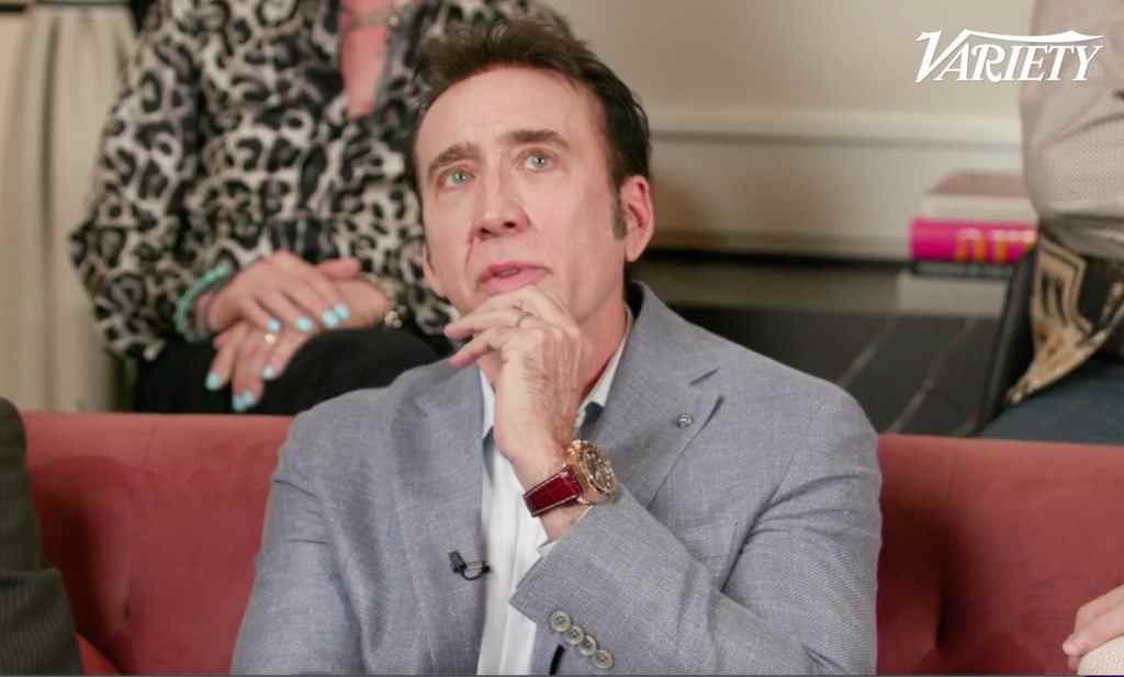 Nicolas Cage taquine sa voix de Dracula : regardez l'acteur nous donner un avant-goût de 