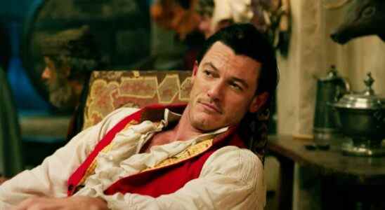 Pourquoi Luke Evans a accepté de jouer un autre méchant de Disney dans le remake en direct de Pinocchio