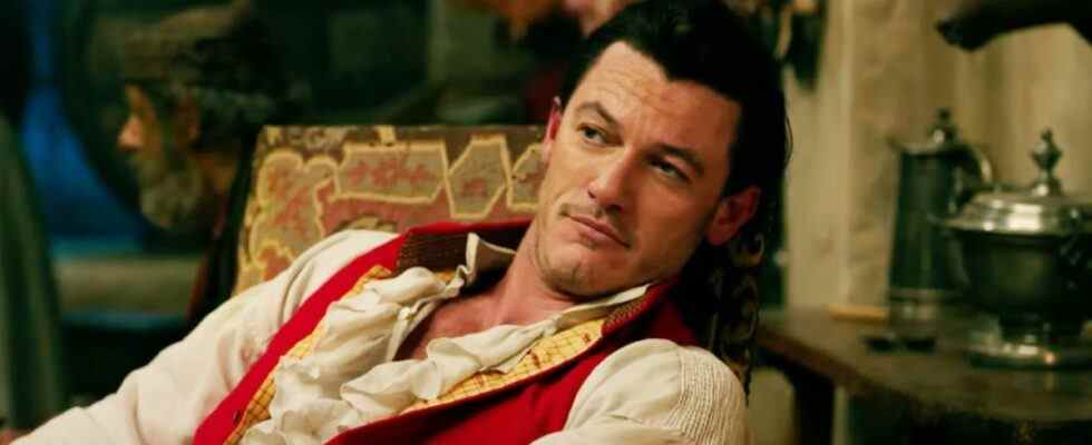 Pourquoi Luke Evans a accepté de jouer un autre méchant de Disney dans le remake en direct de Pinocchio