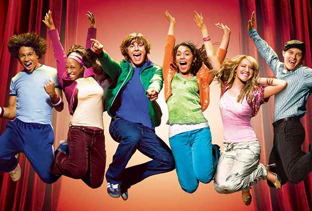 Rumeurs de la distribution de High School Musical 4 Reunion: Zac Efron et Vanessa Hudgens