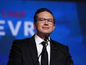 Pierre Poilievre prend la parole lors du congrès du Parti conservateur au Centre Shaw, Ottawa, Canada, le 10 septembre 2022. (Photo de Dave Chan / AFP)