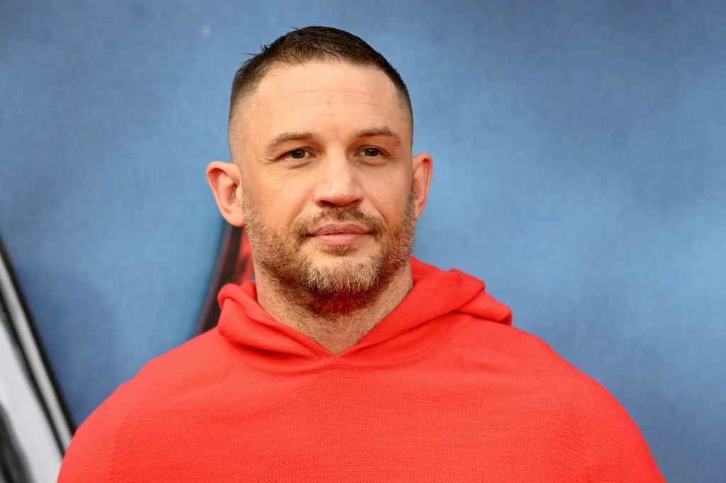 Tom Hardy Surprise entre dans la compétition d'arts martiaux et remporte l'or : 