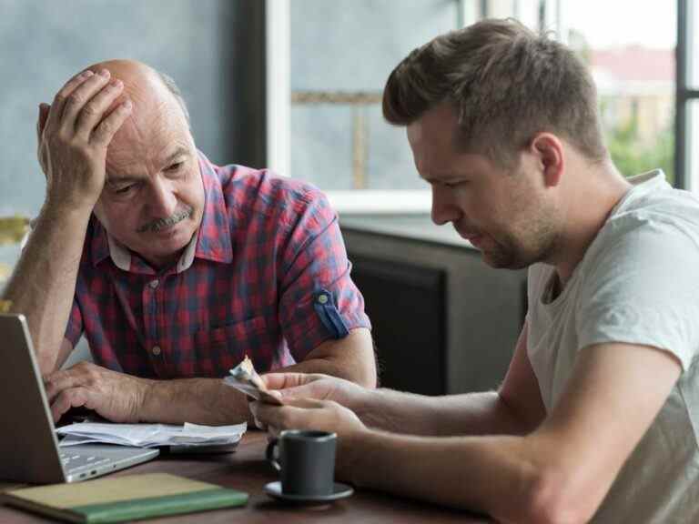 « Vous venez d’introduire une nouvelle dynamique de pouvoir » : ce qu’il faut savoir avant de prêter de l’argent à la famille ou aux amis