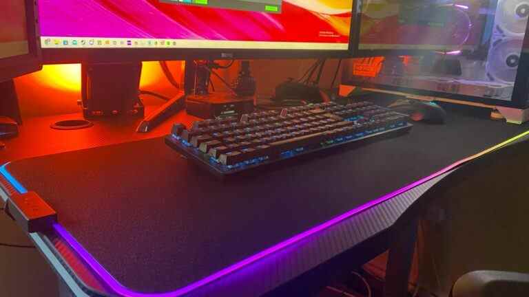 Razer Strider Chroma