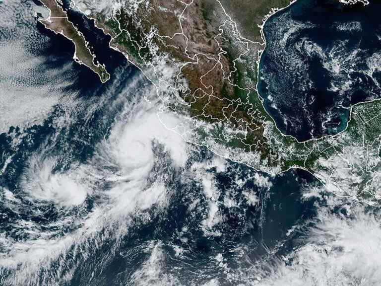 L’ouragan Orlene se dirige vers la côte pacifique du Mexique