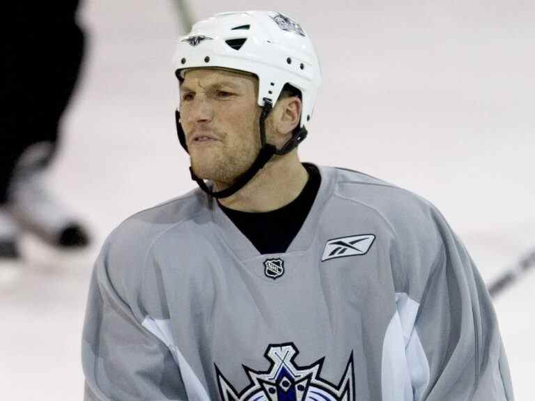 L’ancienne star de la LNH « folle » Sean Avery panique avec les adolescents