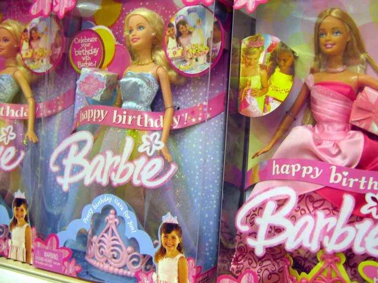 Le vrai créateur de Barbie coupé par Mattel à cause d’un passé sexuel pervers, affirme sa fille