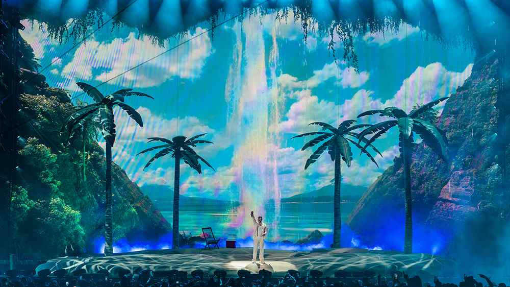 Inside Bad Bunny's Trip-the-Light-Fantastic Visuals for His Stadium Tour Les plus populaires doivent être lus Inscrivez-vous aux newsletters Variety Plus de nos marques
	
	
