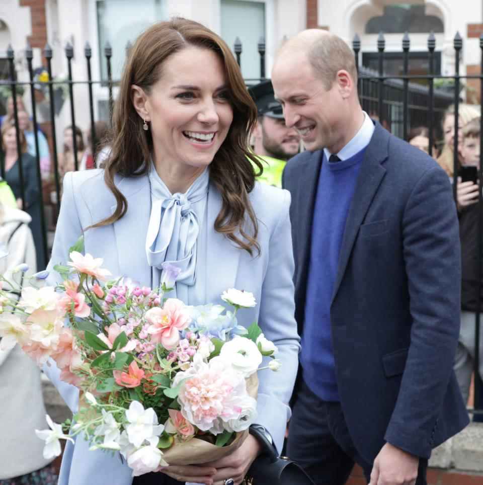 Le prince et la princesse se sont entretenus avec des sympathisants après leur visite au PIPS - Chris Jackson