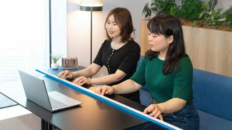 Le clavier de 5 pieds de long de Google Japan est presque une épée