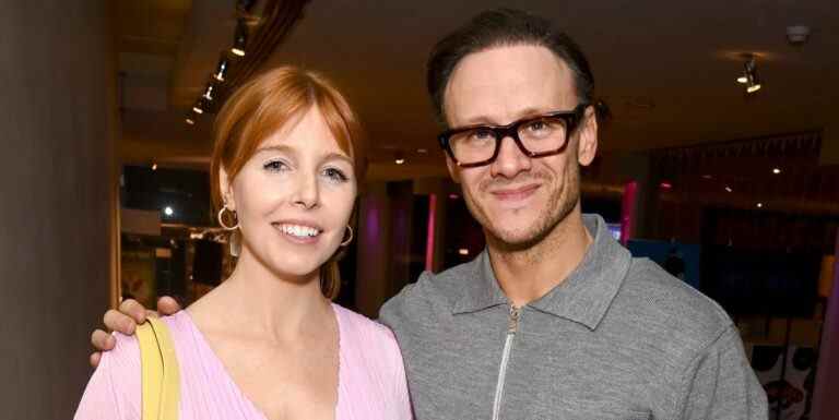 Stacey Dooley retrouve les pros de Strictly alors qu'ils soutiennent leur partenaire Kevin Clifton au spectacle

