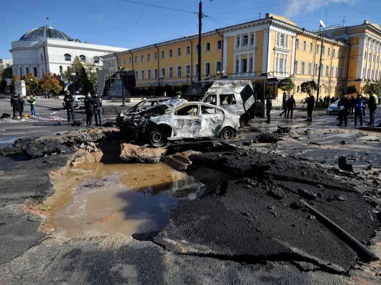 La Russie fait exploser Kyiv et d’autres villes ukrainiennes dans des frappes meurtrières