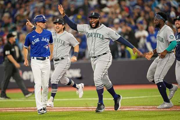 L’effondrement des Blue Jays se termine en balayage aux mains des Mariners