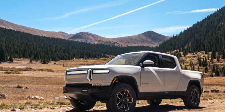 Rivian rappelle 12 212 véhicules électriques en raison d’une suspension potentiellement lâche