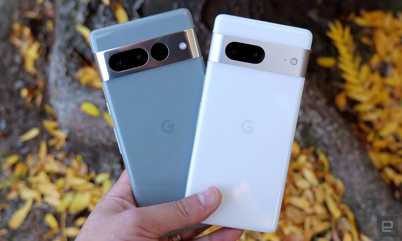 Comparé au Pixel 6, l'écran du Pixel 7 est légèrement plus petit à 6,3 pouces. 