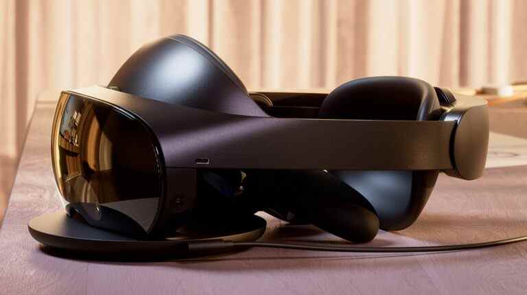 Le casque Meta Quest Pro VR coûte plus cher qu’un MacBook Air