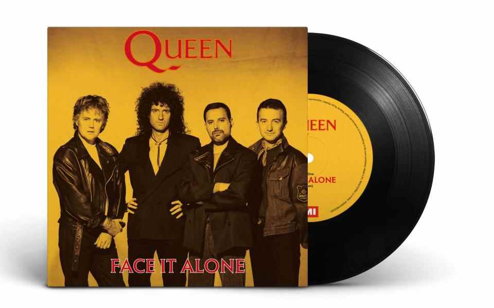 La couverture de Face It Alone de Queen