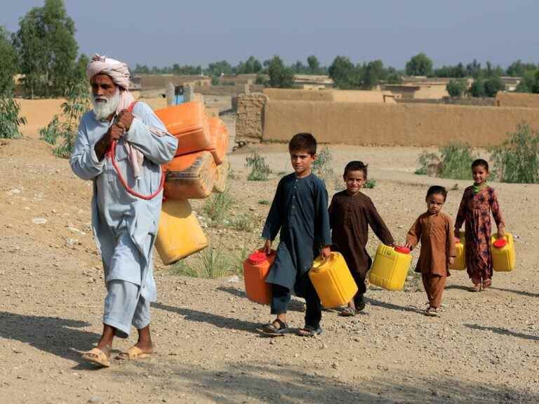 Trudeau ne donne aucun délai pour débloquer l’aide à l’Afghanistan alors que la crise humanitaire s’aggrave