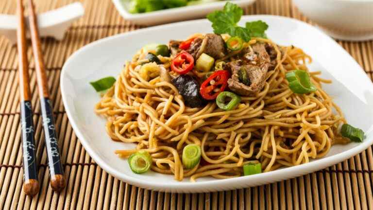 Quelle est la différence entre Chow Mein et Lo Mein ?  – LifeSavvy