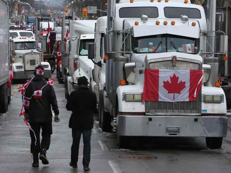 La police d’Ottawa avait un plan et des dépanneuses prêtes à rouler la veille de l’invocation de la Loi sur les mesures d’urgence