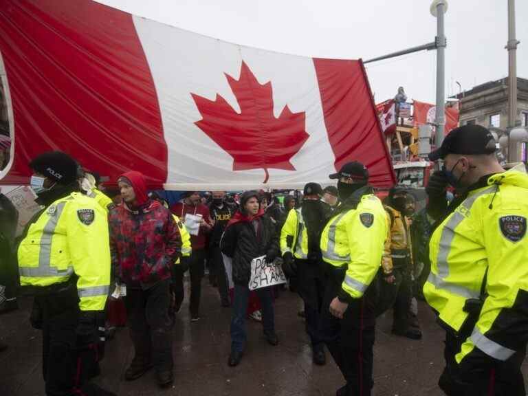 La police d’Ottawa a eu du mal à élaborer un plan pour faire face au «convoi de la liberté»