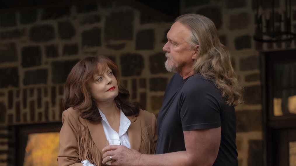 Susan Sarandon et Trace Adkins dans Monarch