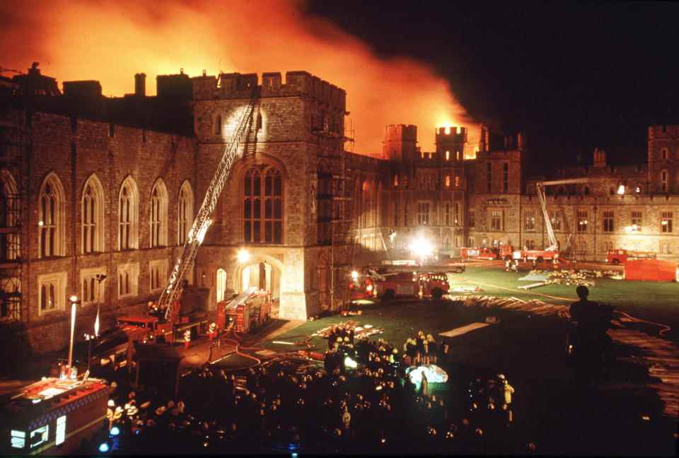 WINDSOR, ROYAUME-UNI - 20 NOVEMBRE : Un autre désastre dans le Queen's 