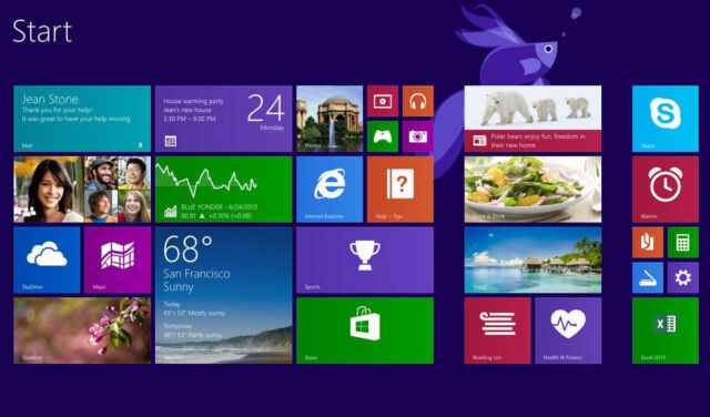 L'écran de démarrage emblématique de Windows 8, avec ses mosaïques dynamiques colorées et son interface Metro.