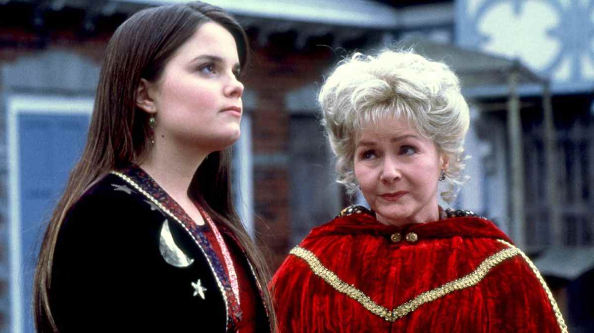 Kimberly J. Brown et Debbie Reynolds à Halloweentown.