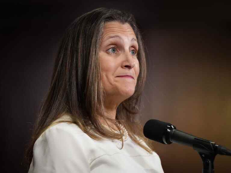 Alors que le Canada fait face à une récession potentielle, Freeland publiera un énoncé économique à l’automne le 3 novembre