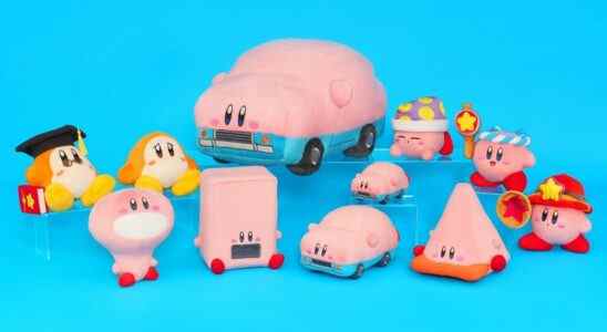 Deep Breath, les peluches Kirby Mouthful Mode sont enfin en route