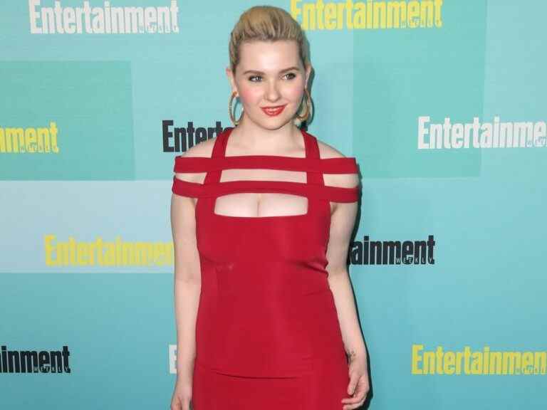 Abigail Breslin révèle qu’elle est une survivante de la violence domestique